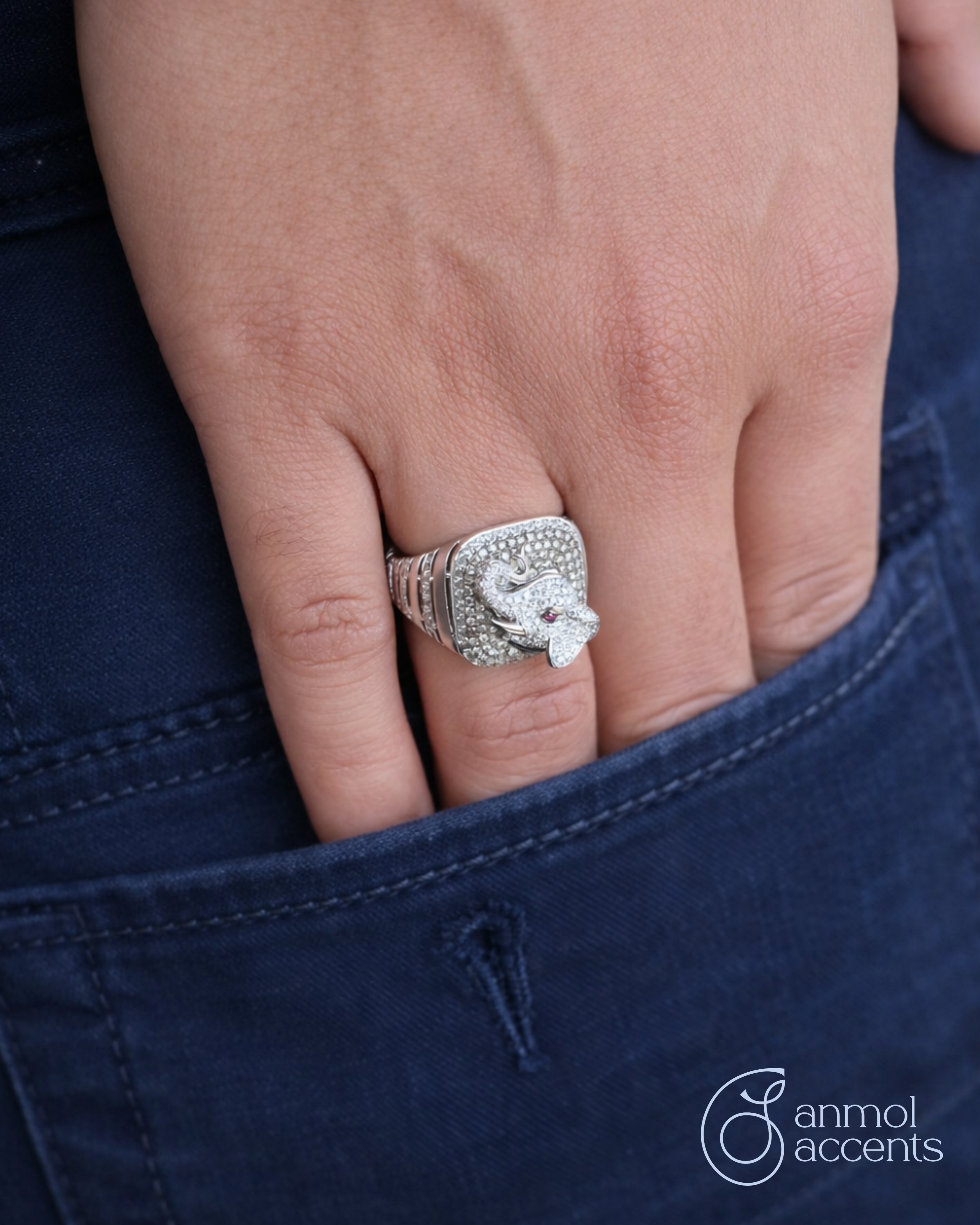 Mocha Tusker Diamond Unisex Ring