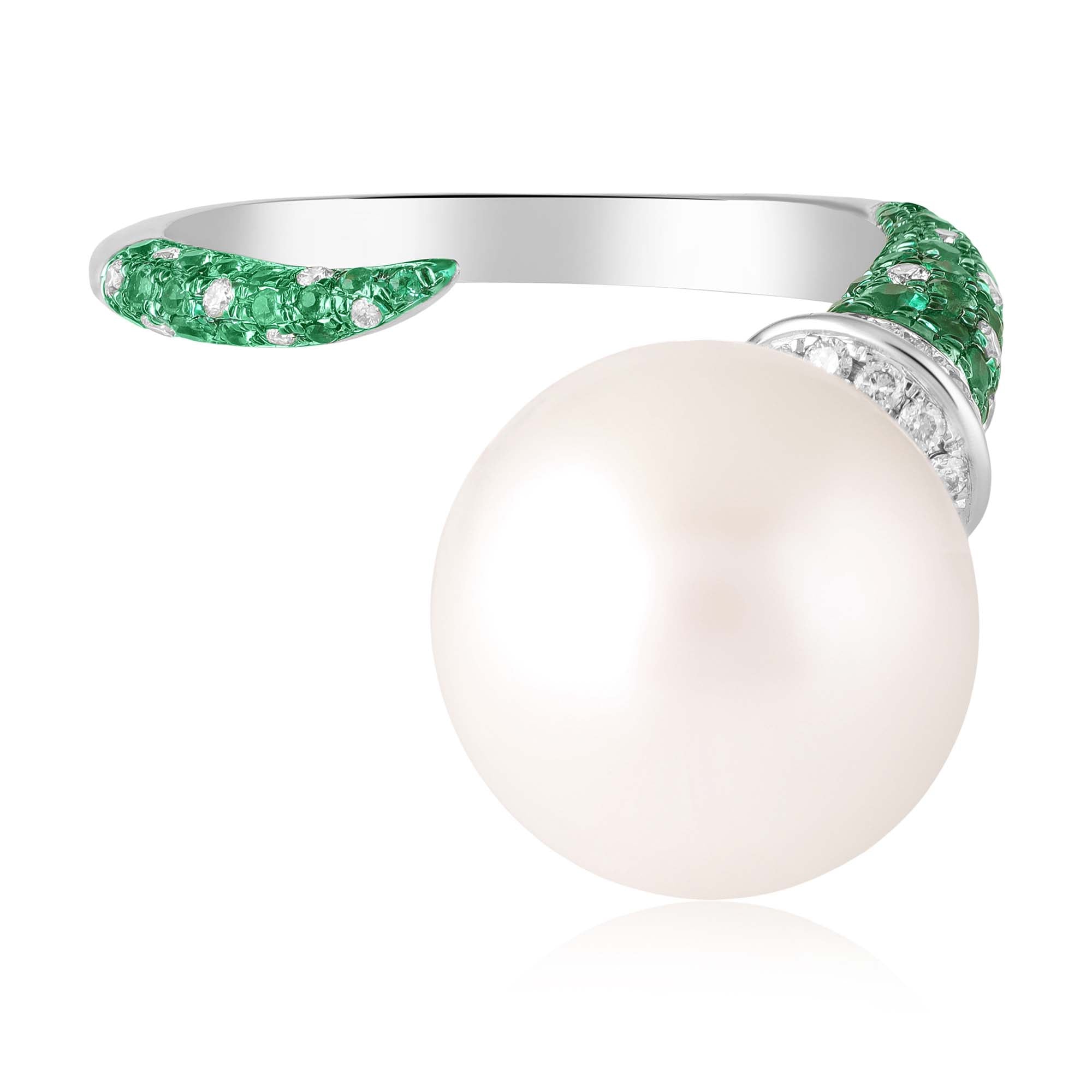Emerald Oyster Pearl Ring