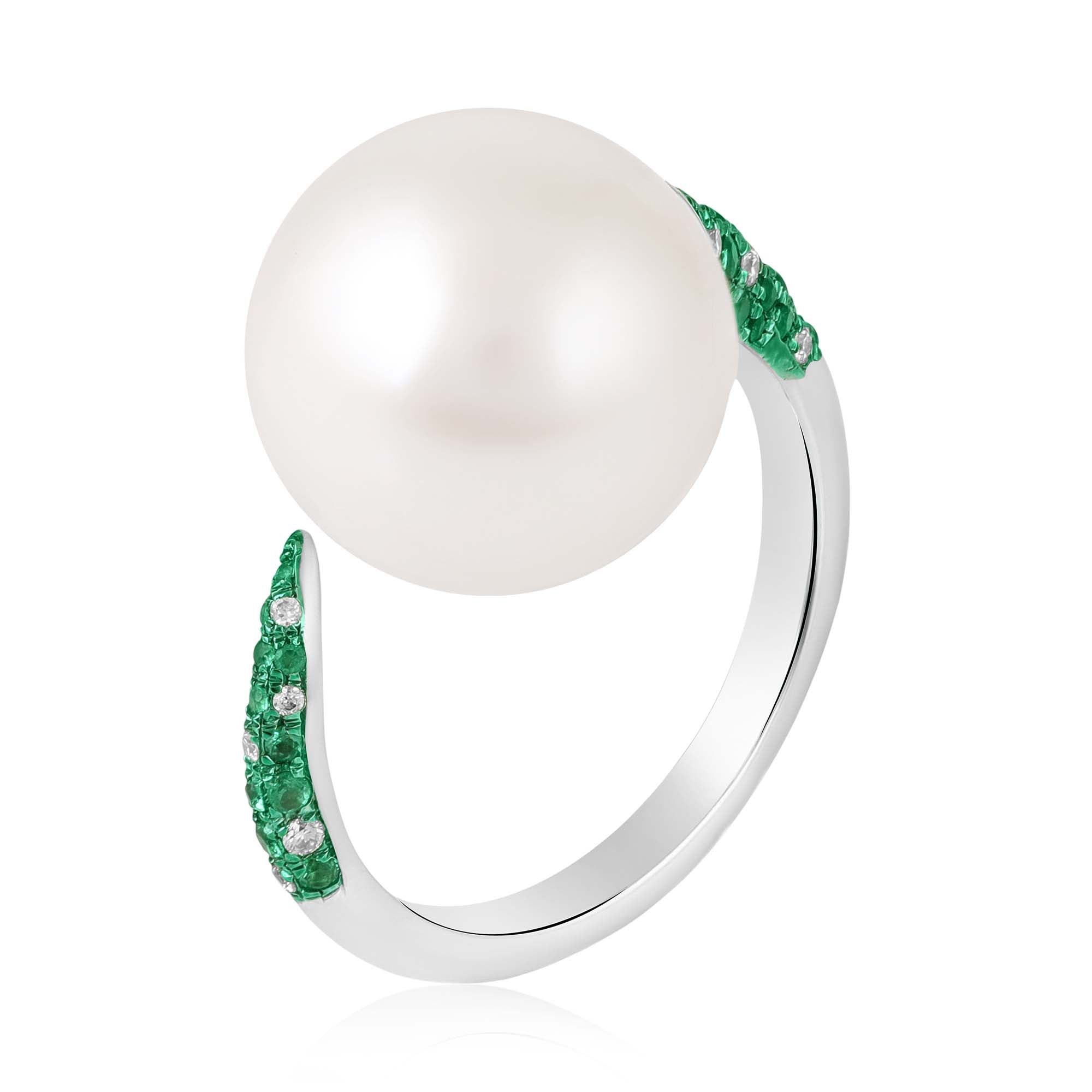 Emerald Oyster Pearl Ring