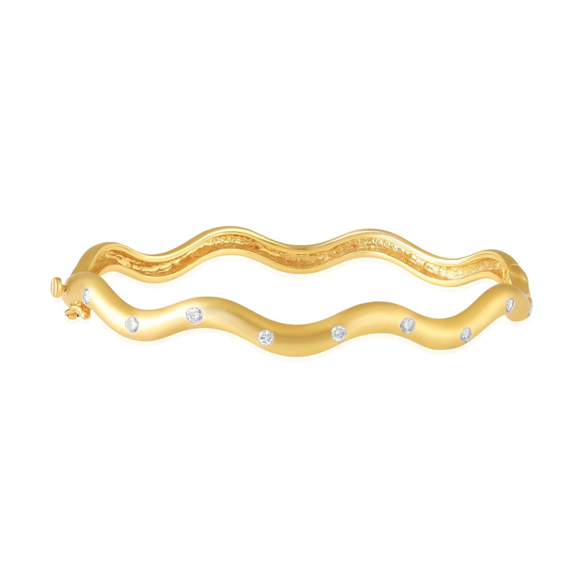 Signature Wave Yellow Gold Bracelet